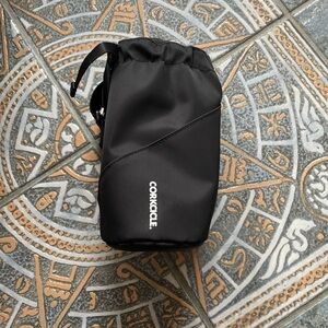 Crossbody water bottle sling bag by Corkcicle